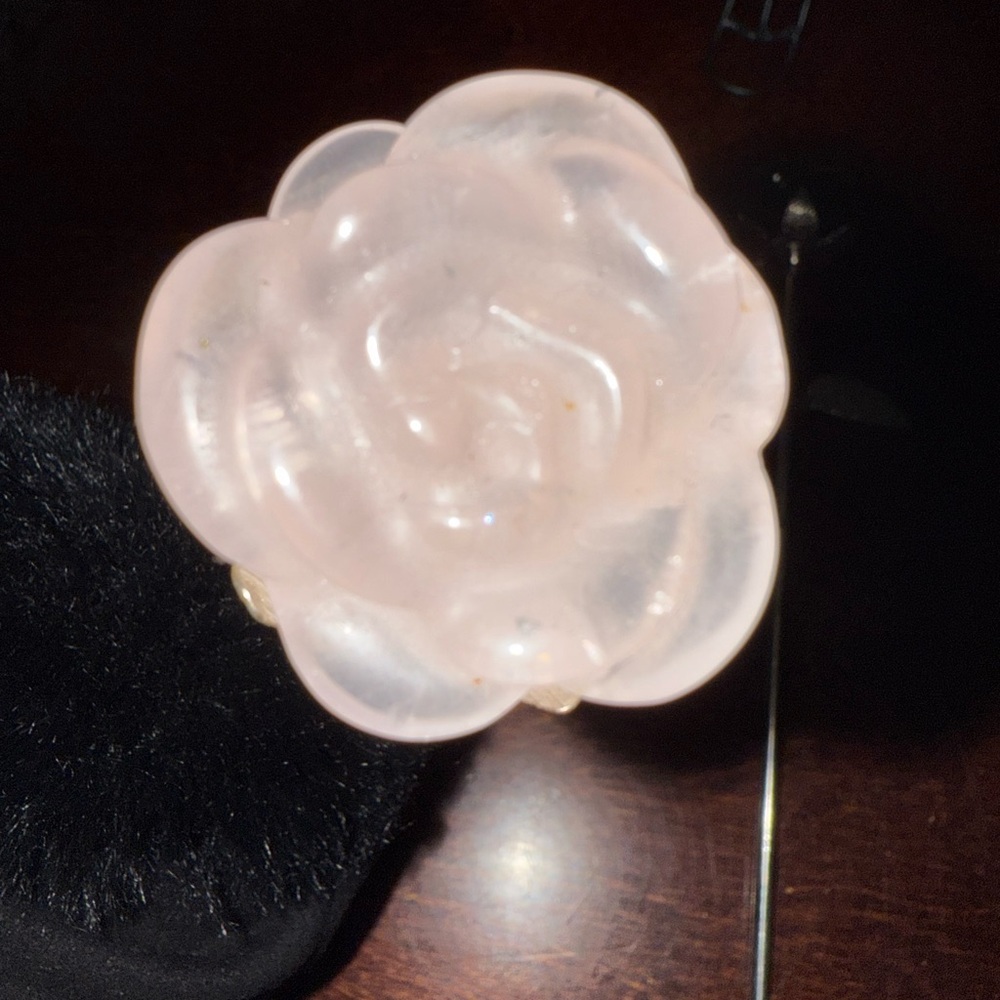 Rose Quartz or Aventurine Rose Carving w/Silver Stainless stem - Choose 1 ๐น๐น - Picture 5 of 8